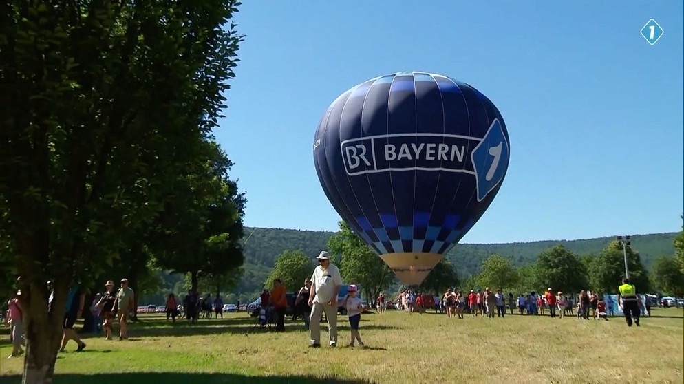 Der BAYERN 1 Ballon - bevor er zu Taschen verarbeitet wurde | Bild: BR